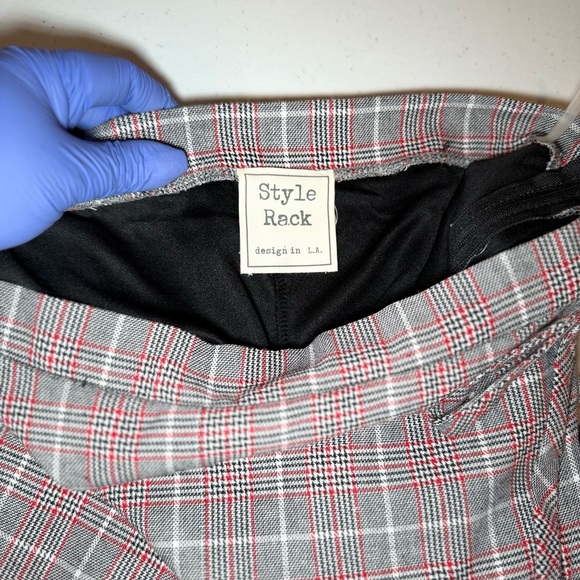 Style Rack Gray Red Mini Wrap Skort - Picture 5 of 8